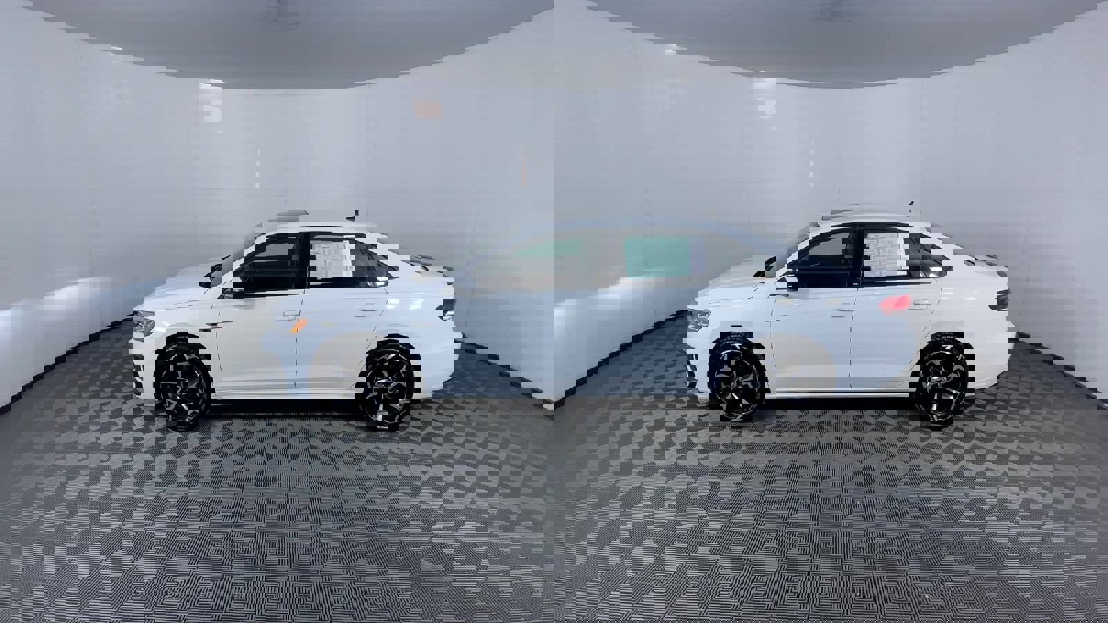 Used 2020 Volkswagen Passat 2.0T R-Line image 5