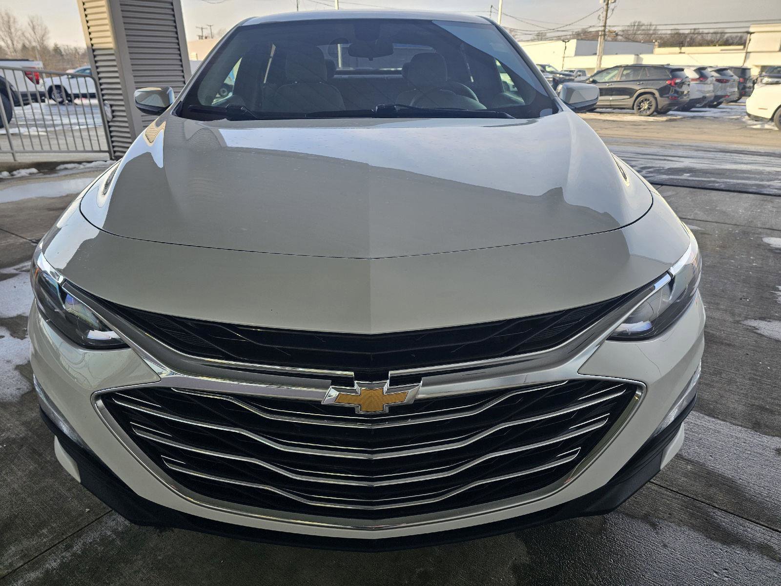 Used 2022 Chevrolet Malibu LT image 8