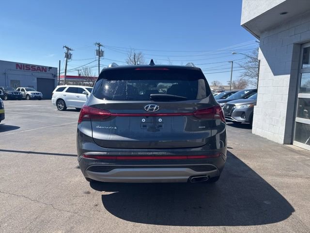 Used 2023 Hyundai Santa Fe SEL image 3