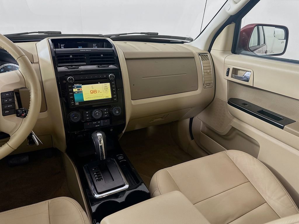Used 2010 Ford Escape Limited image 23