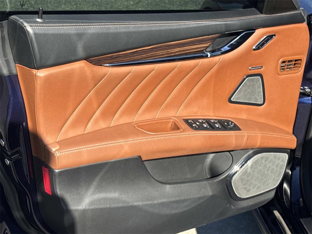 Used 2019 Maserati Quattroporte S image 17