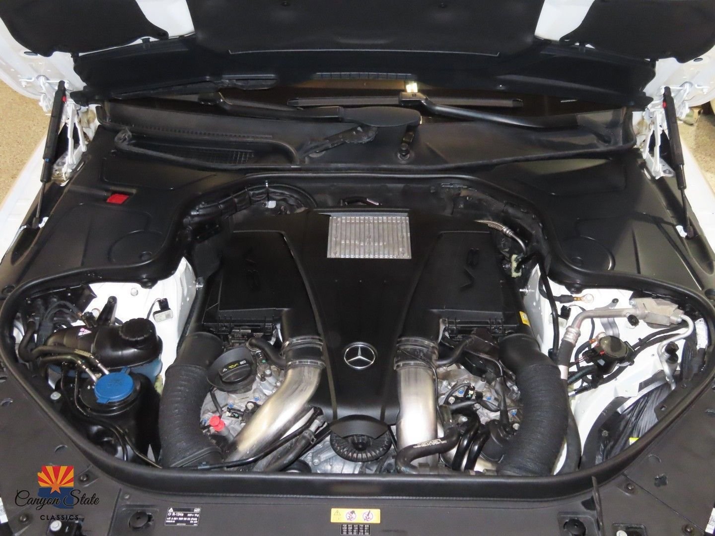 Used 2014 Mercedes-Benz S 550 Sedan w/ Sport Package w/ Sport Package image 7