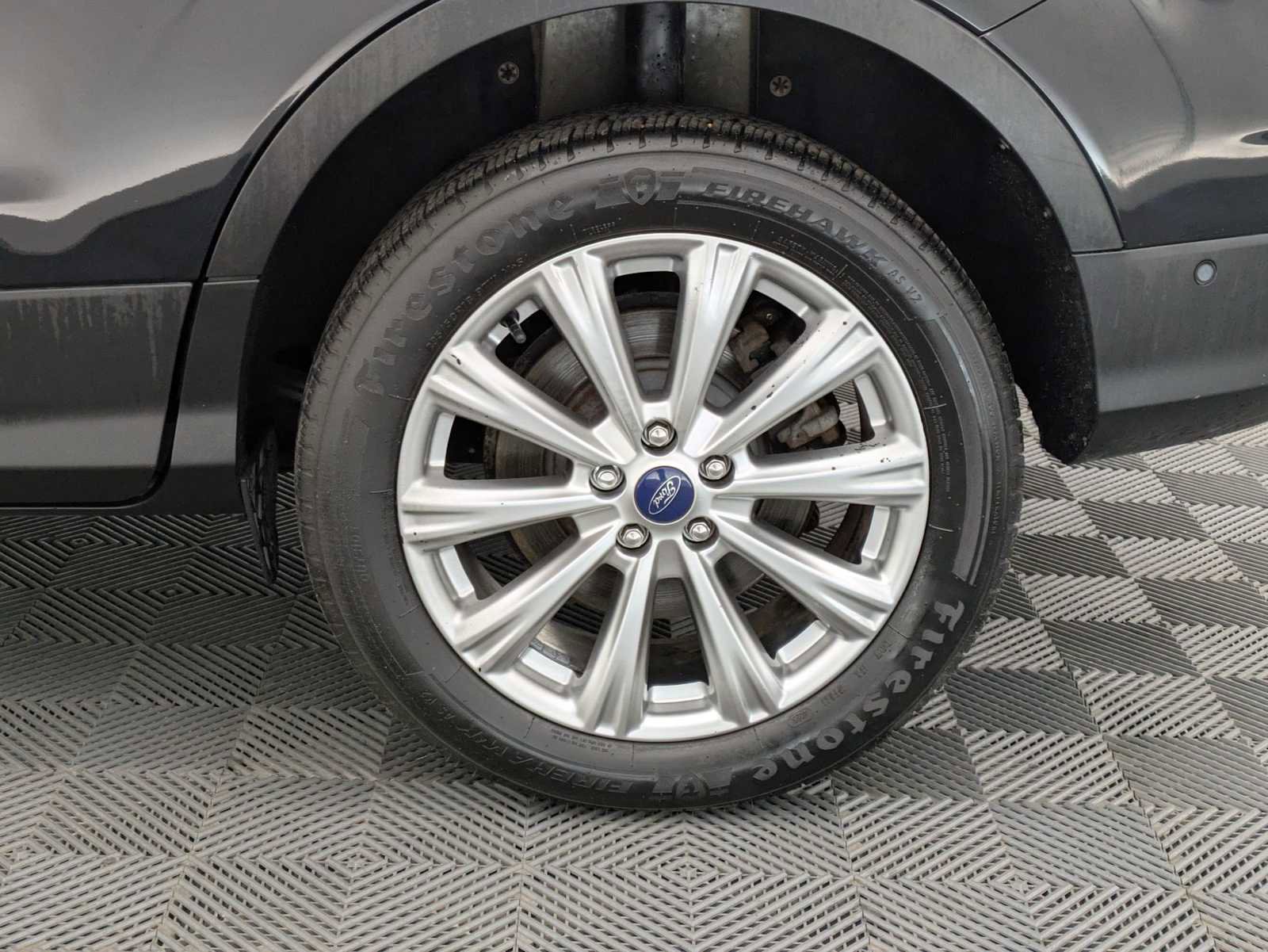 Used 2018 Ford Escape Titanium w/ Ford Safe & Smart Package image 14