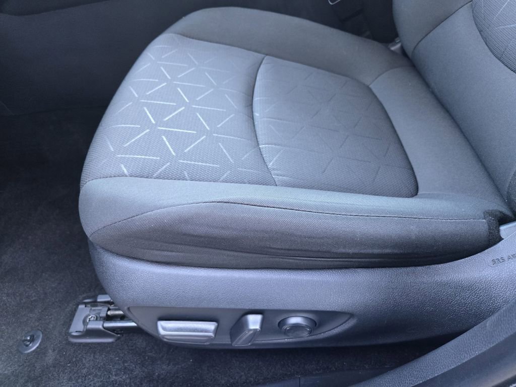 Used 2024 Toyota RAV4 XLE image 16