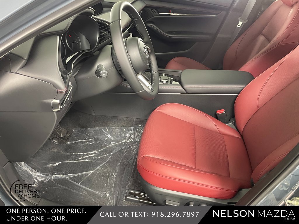 New 2026 MAZDA MAZDA3 Carbon image 17