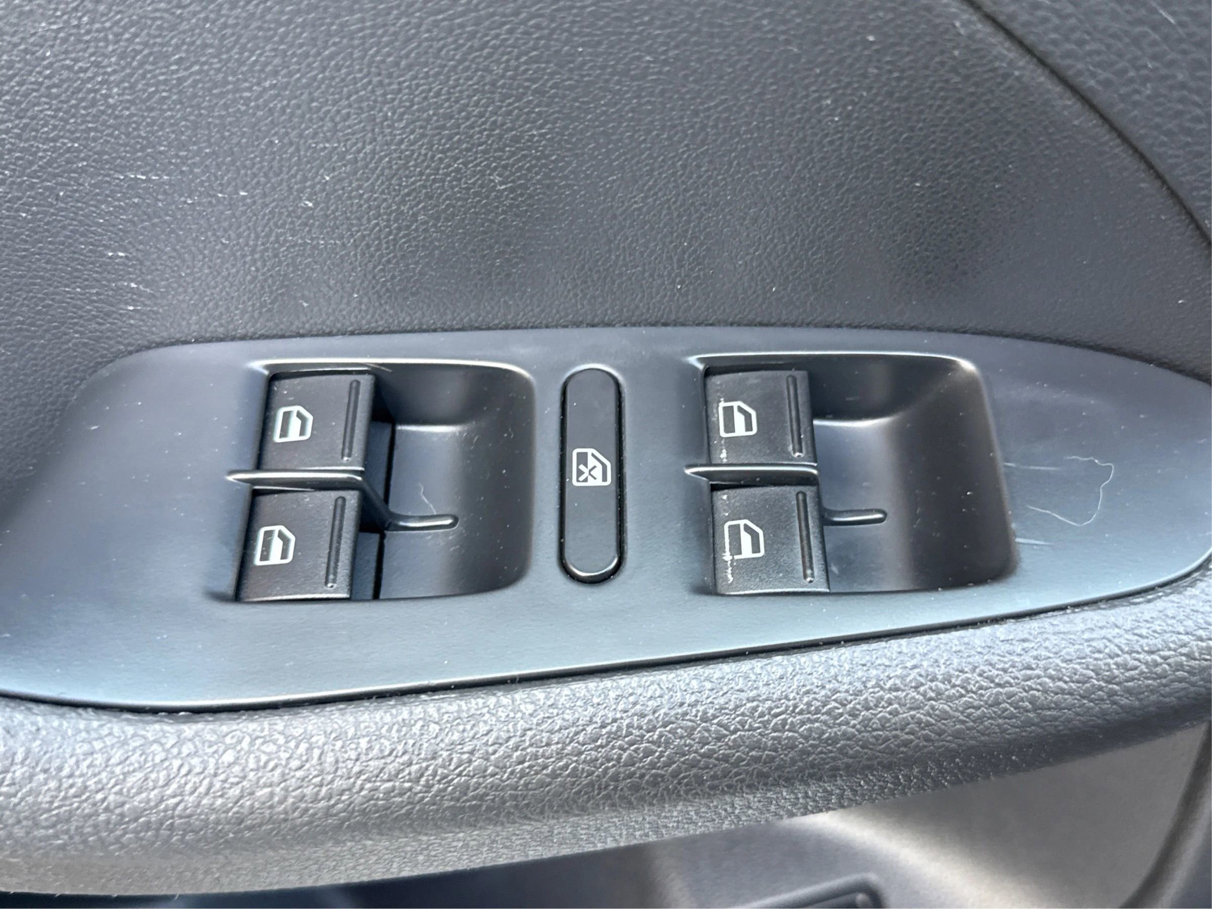 Used 2016 Volkswagen Jetta S FWD image 20