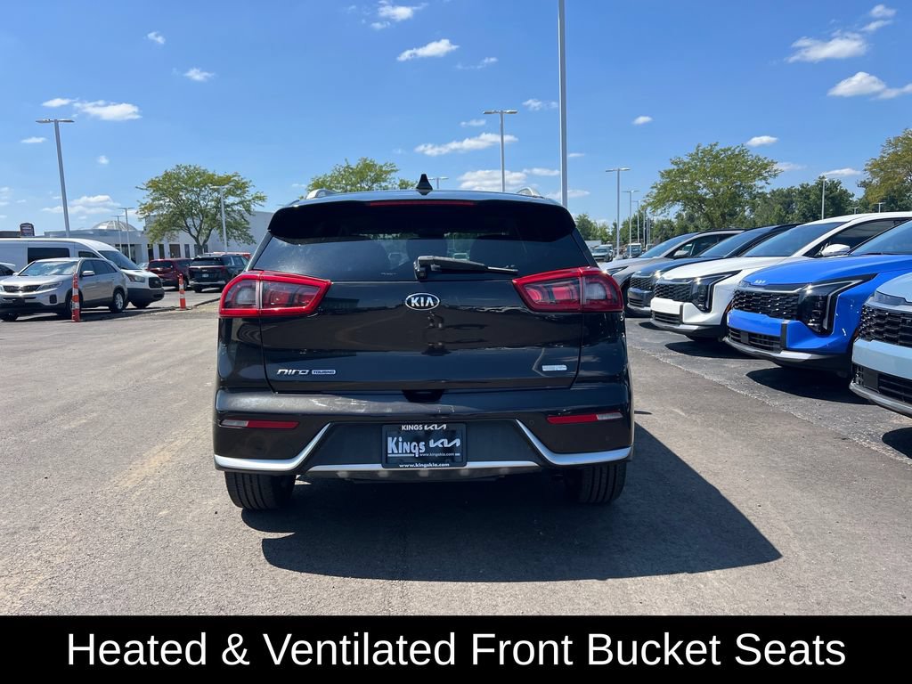 Used 2017 Kia Niro Touring w/ Advanced Technology Package FWD image 4