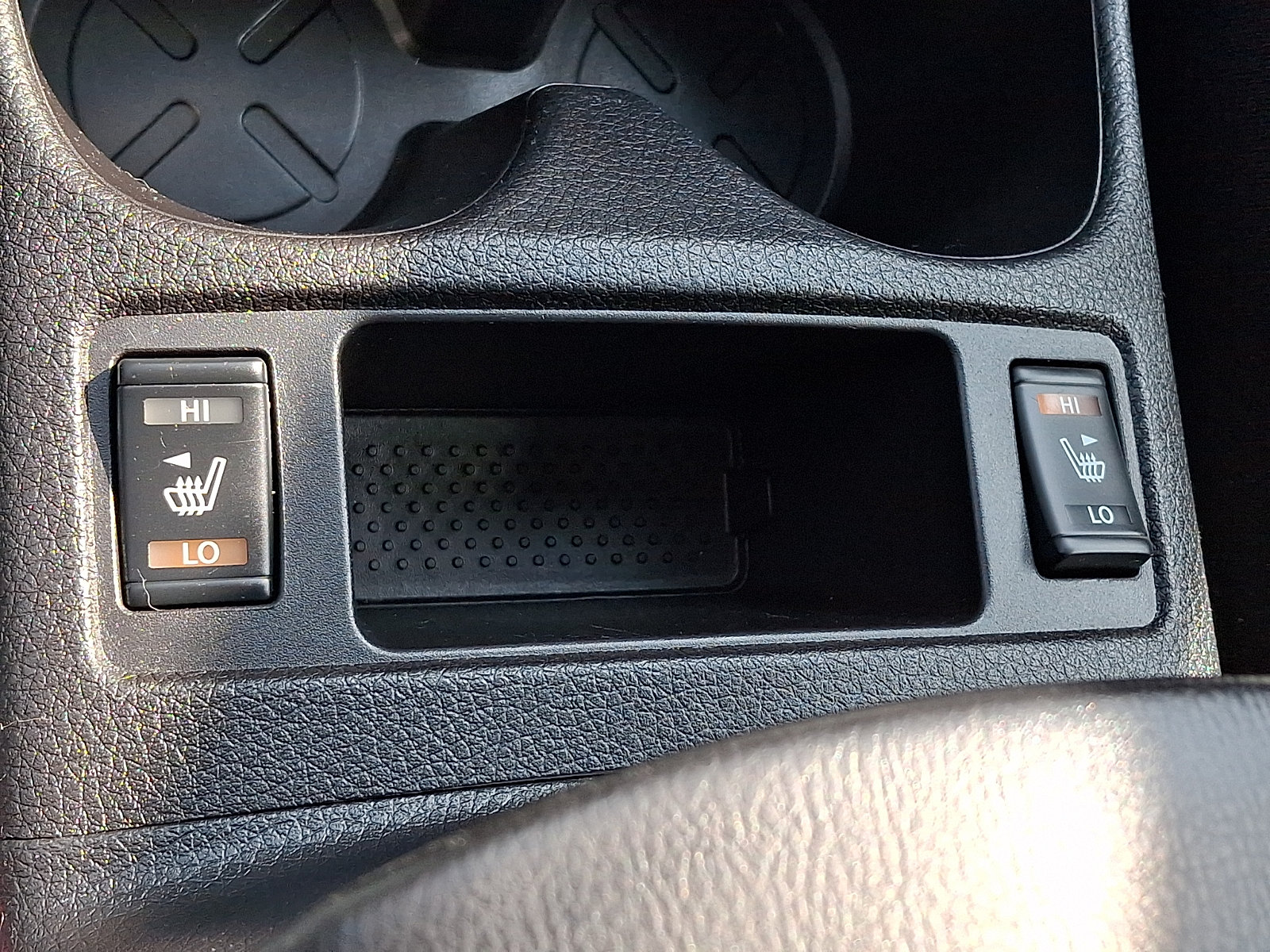 Used 2015 Nissan Rogue SL w/ SL Premium Package FWD image 26