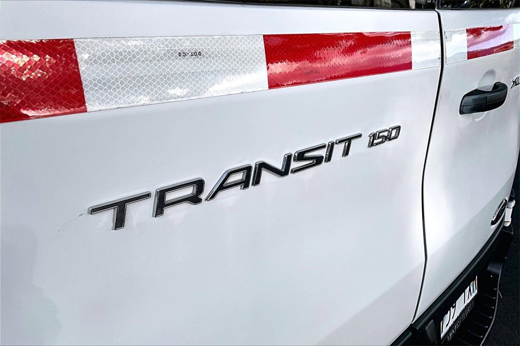 Used 2016 Ford Transit 150 XLT image 32