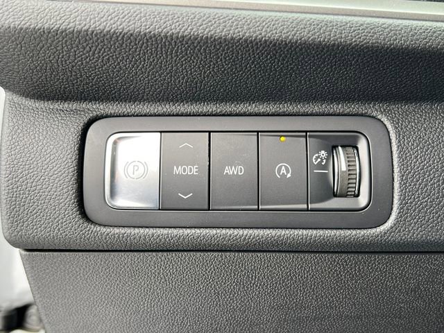 New 2026 Chevrolet Traverse LT w/ LPO, Floor Liner Package image 19