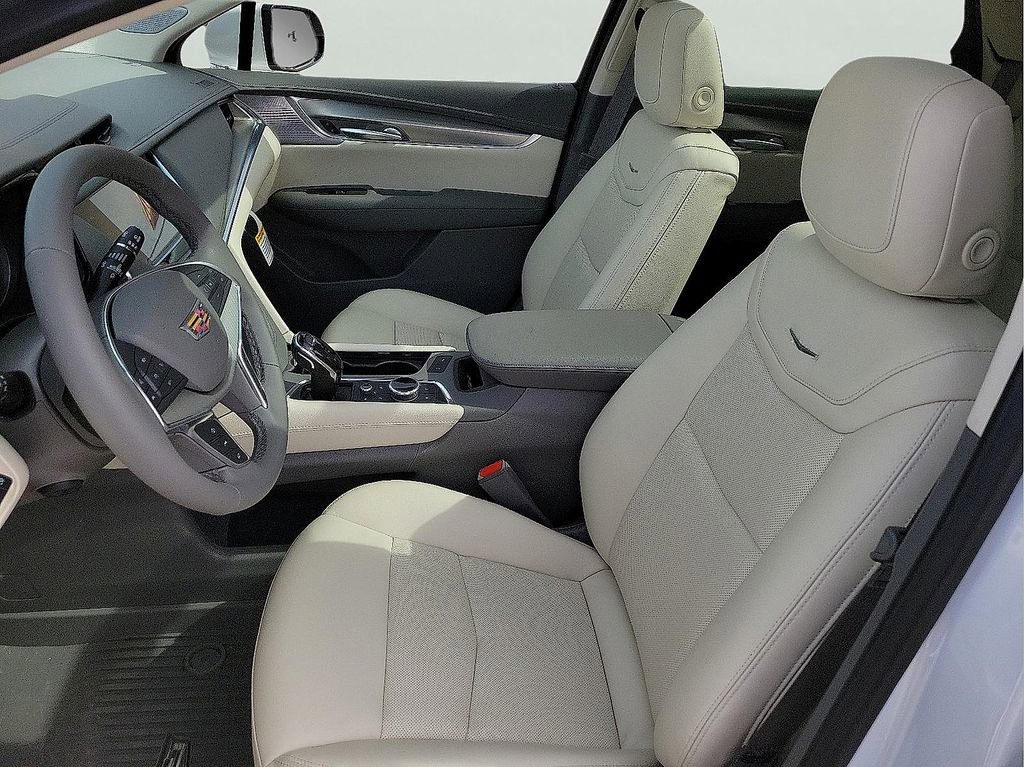 New 2026 Cadillac XT5 Premium Luxury w/ Driver Assist Package image 14