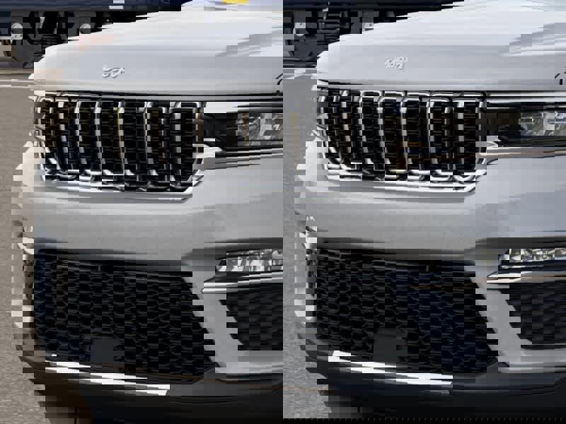 New 2025 Jeep Grand Cherokee Limited image 7