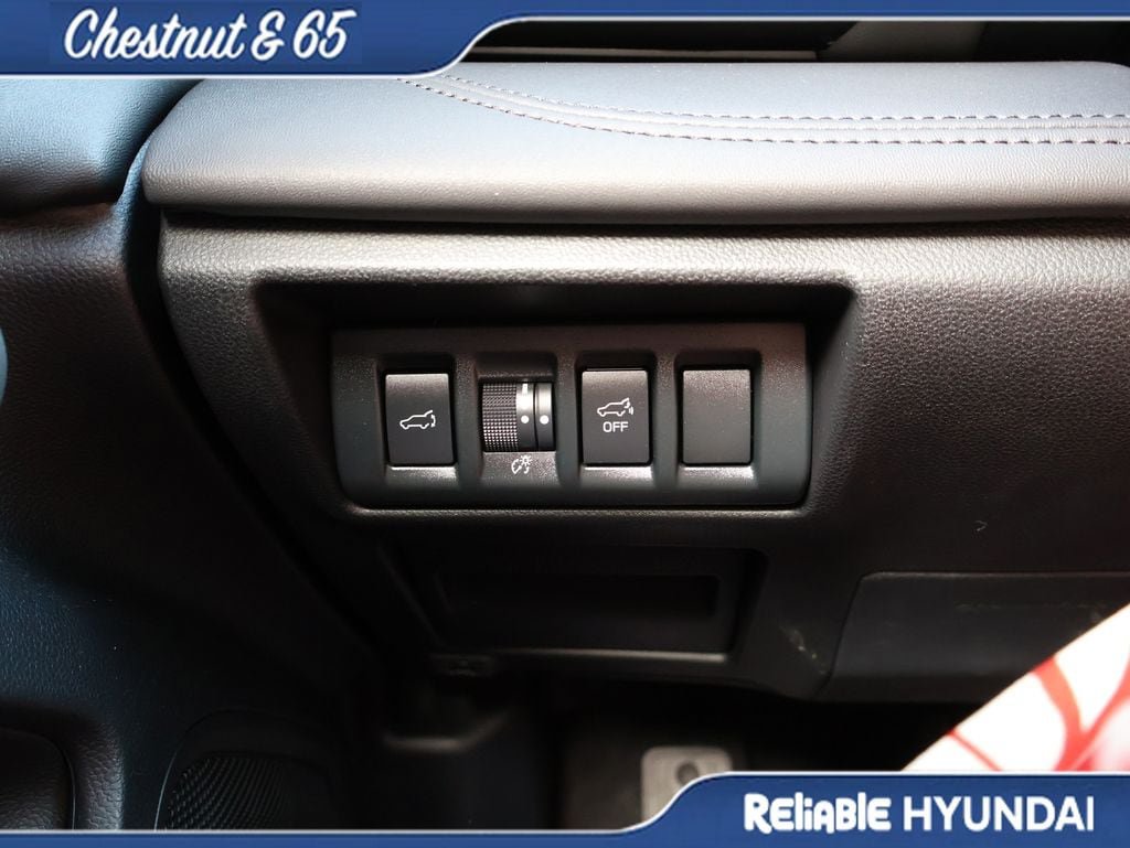 Used 2025 Subaru Outback Wilderness AWD/4WD image 32
