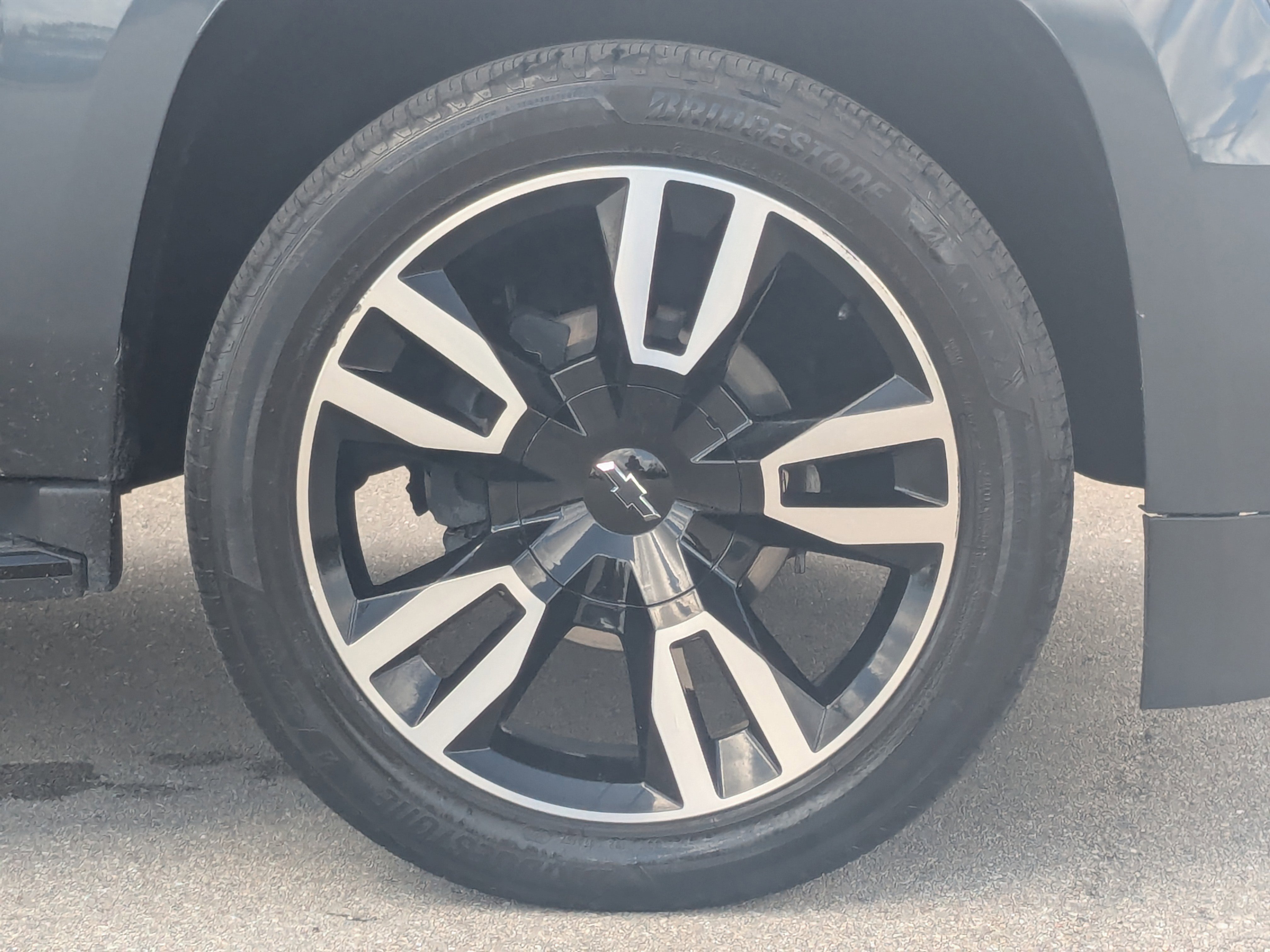 Used 2020 Chevrolet Suburban Premier image 12