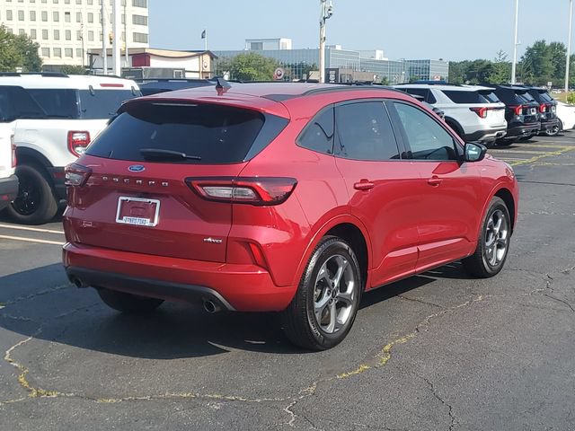 Used 2023 Ford Escape ST-Line AWD/4WD image 5