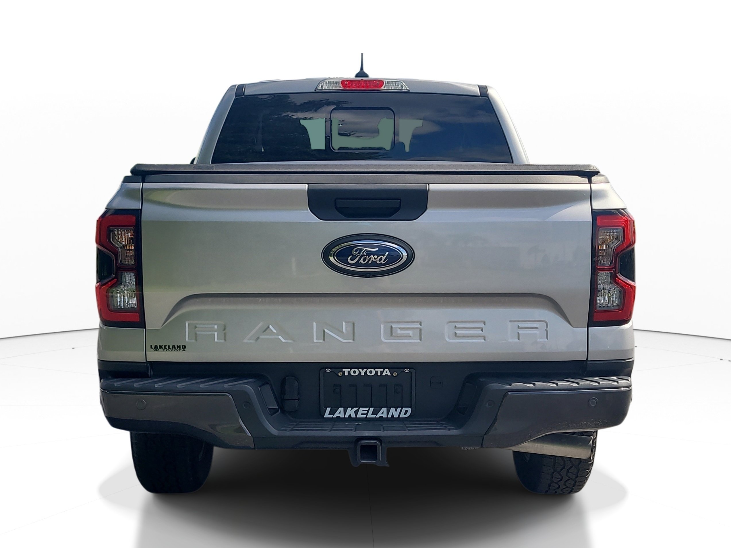 Used 2024 Ford Ranger Lariat w/ Trailer Tow Package RWD image 6