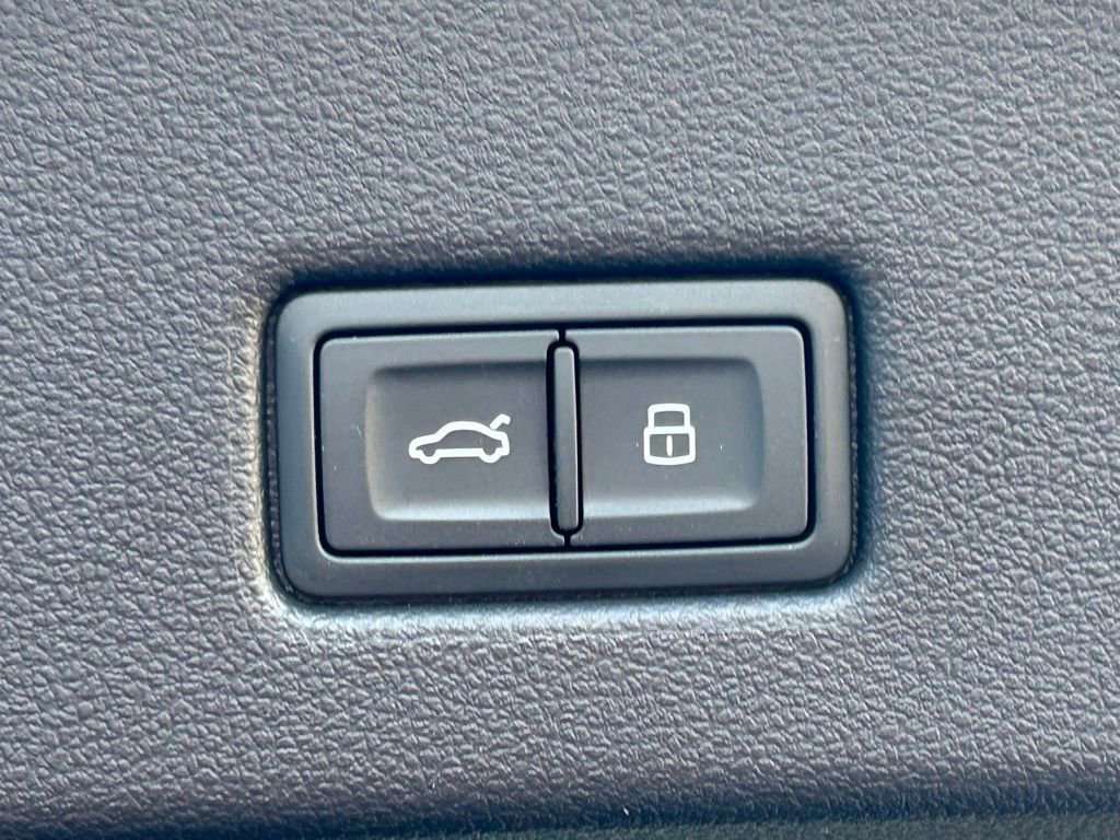 Used 2023 Audi S7 Premium Plus w/ Premium Plus Package image 67