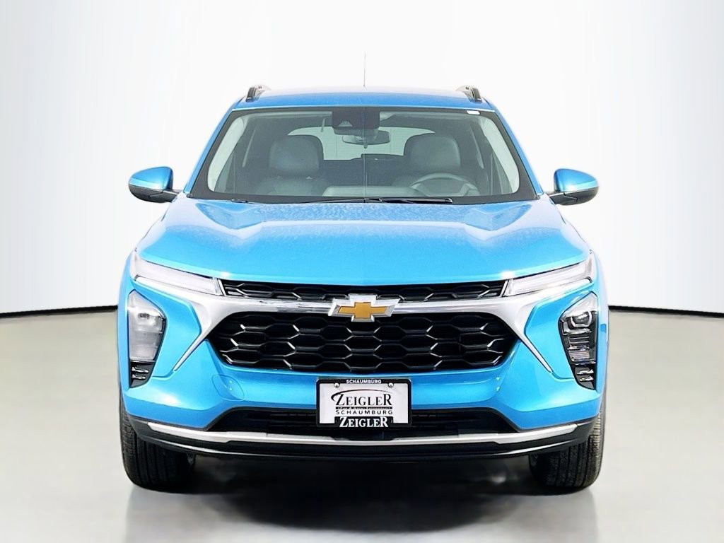 New 2026 Chevrolet Trax LT w/ LT Convenience Package image 2