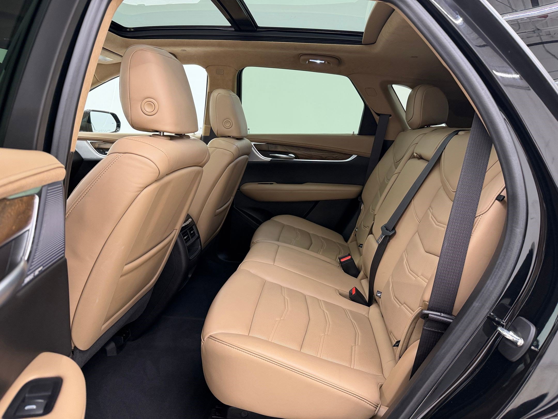 Used 2022 Cadillac XT5 Premium Luxury w/ Platinum Package image 15