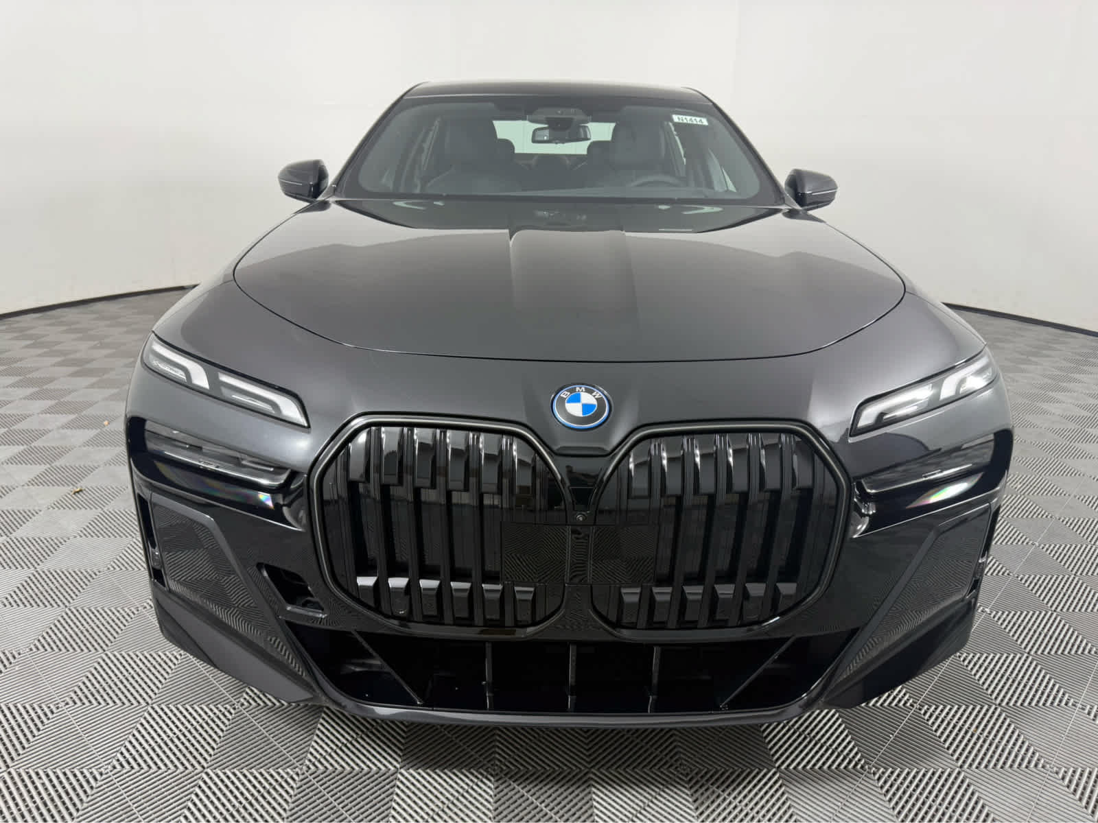 New 2026 BMW i7 xDrive60 AWD/4WD image 8