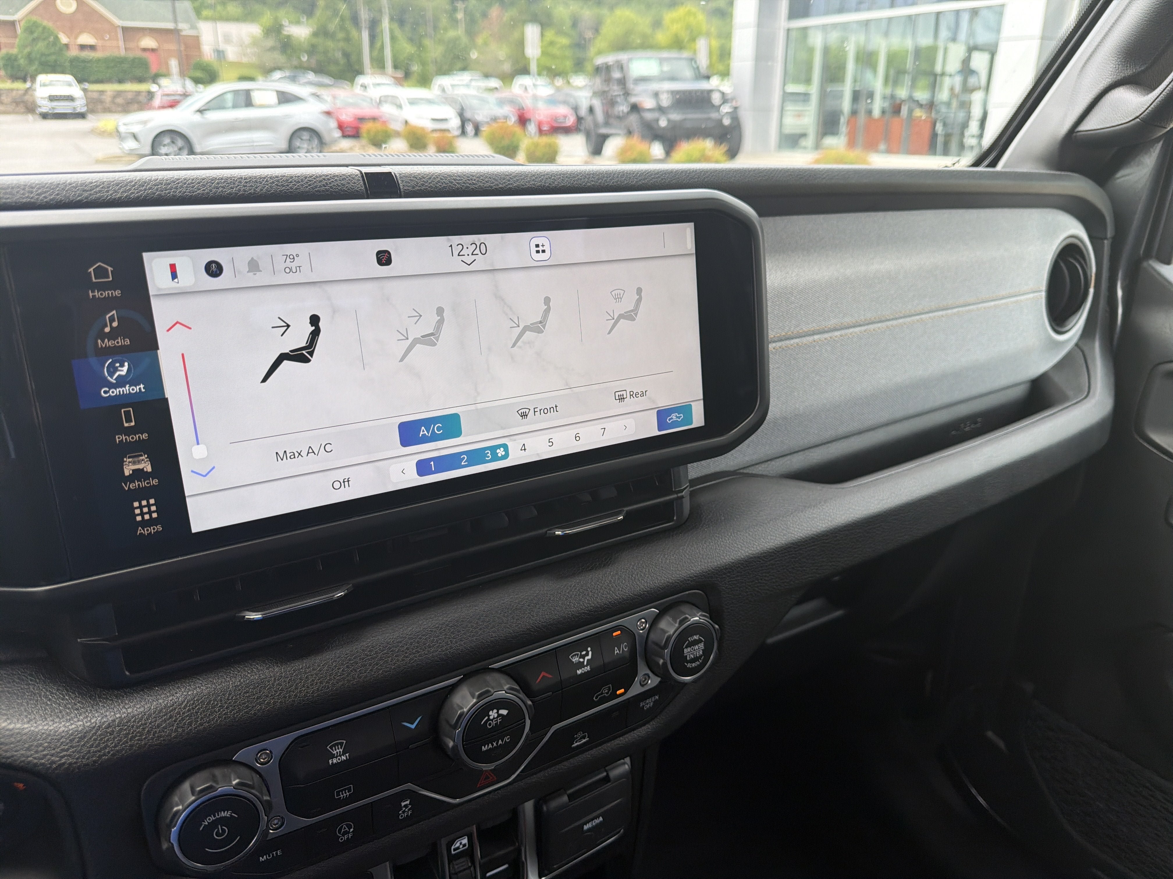 Used 2025 Jeep Gladiator Sport AWD/4WD image 35