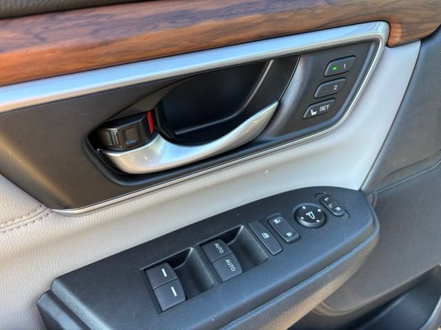 Used 2021 Honda CR-V Touring image 22