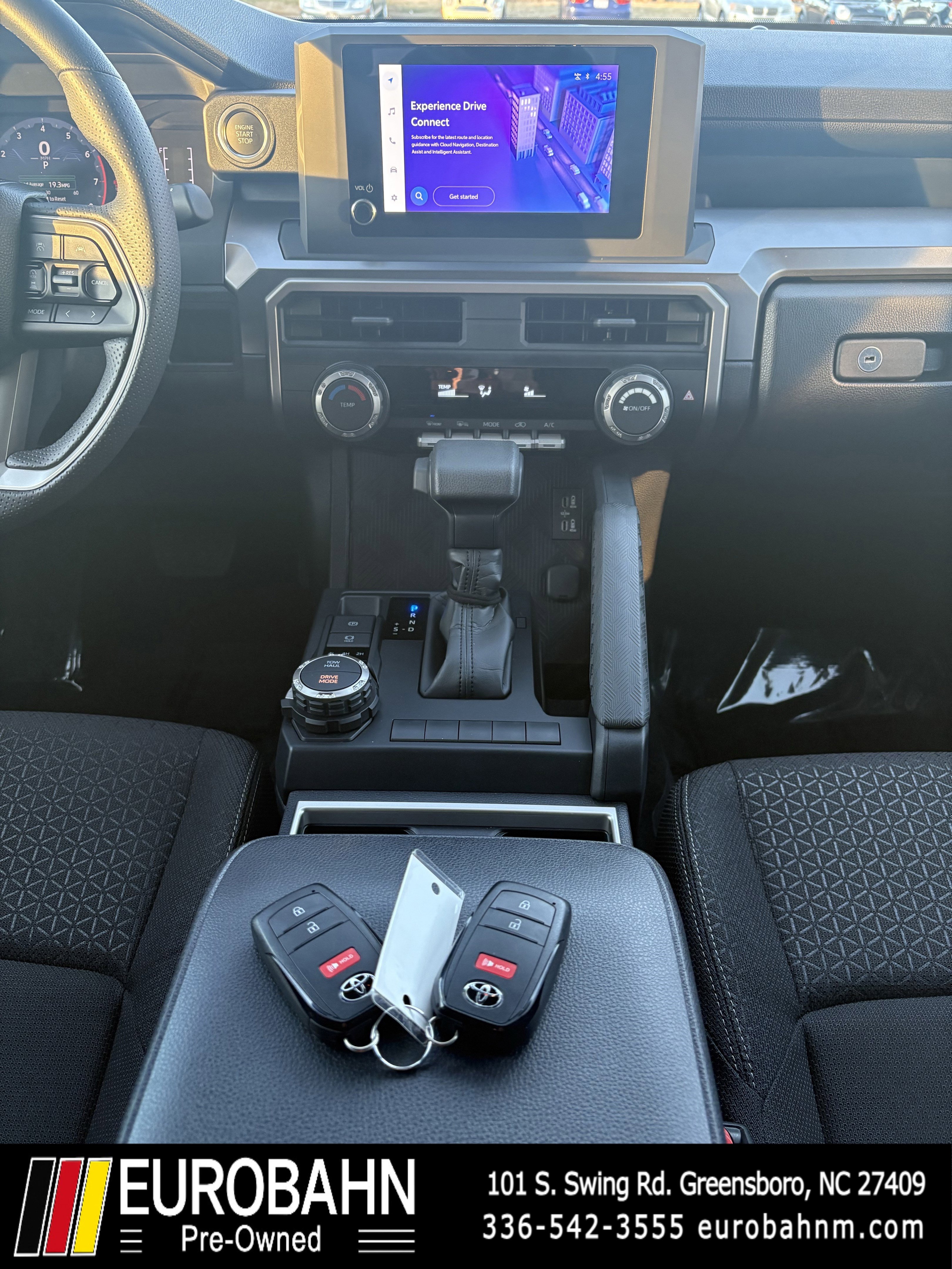 Used 2025 Toyota 4Runner SR5 image 27