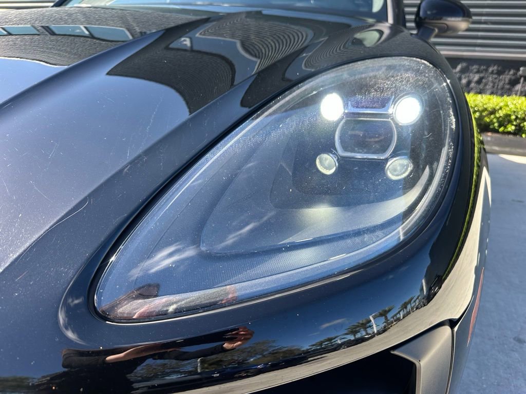 Certified 2021 Porsche Macan image 13