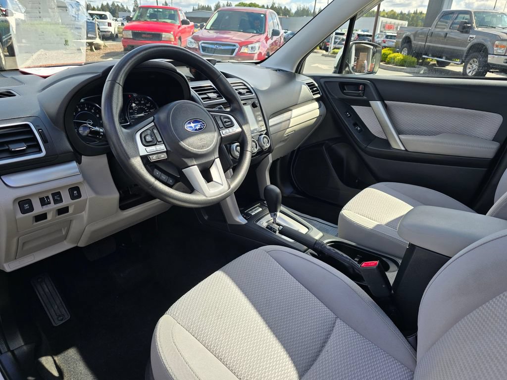 Used 2017 Subaru Forester 2.5i Premium AWD/4WD image 11