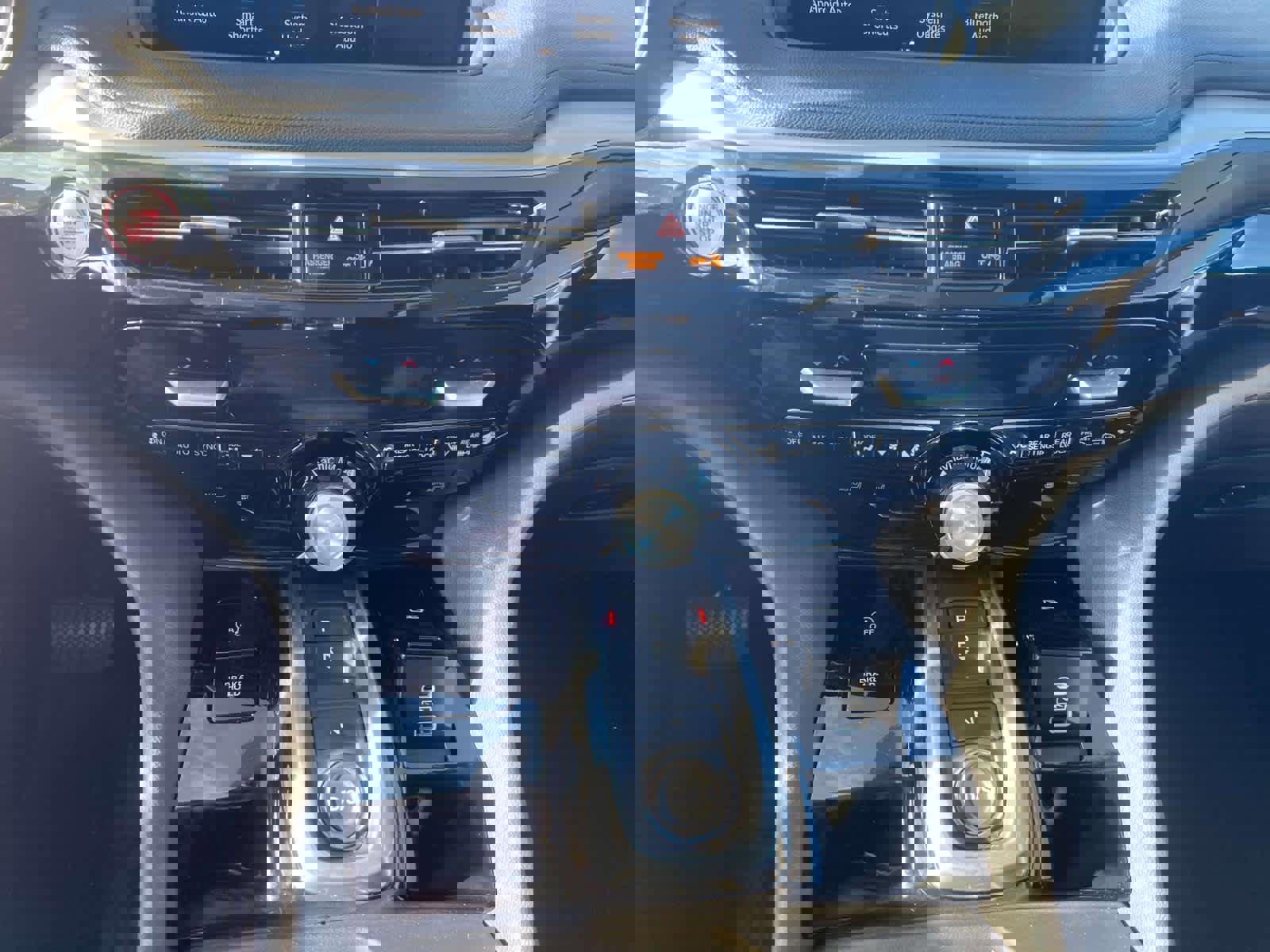 Used 2023 Acura MDX SH-AWD image 25