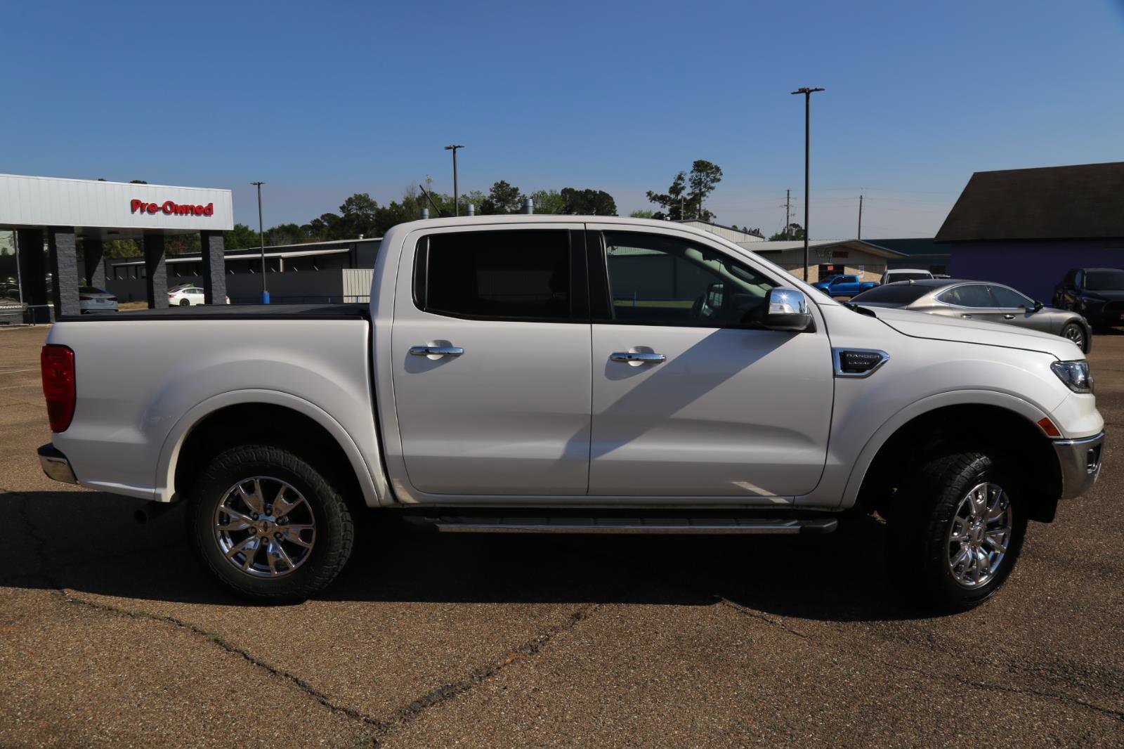 Used 2020 Ford Ranger Lariat w/ Equipment Group 501A Mid image 5