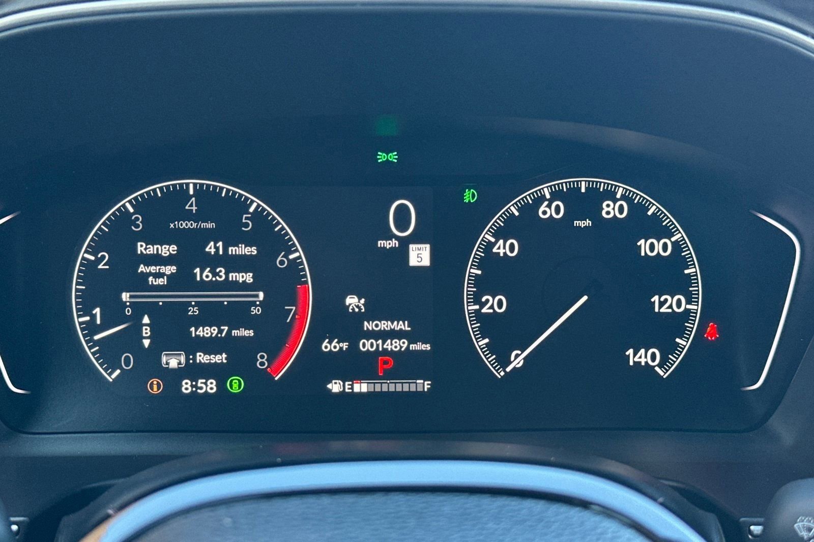 Used 2025 Honda Pilot Touring image 29