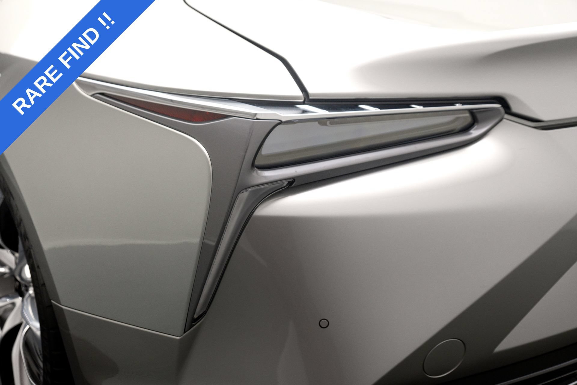 Used 2021 Lexus LC 500 Coupe w/ Touring Package RWD image 32