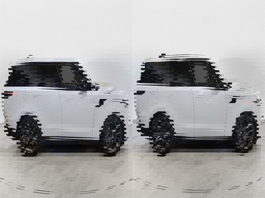 New 2025 Land Rover Range Rover Sport SE image 6