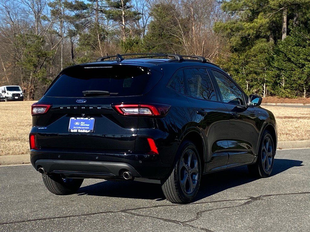 Certified 2023 Ford Escape ST-Line w/ Tech Pack #1 image 4