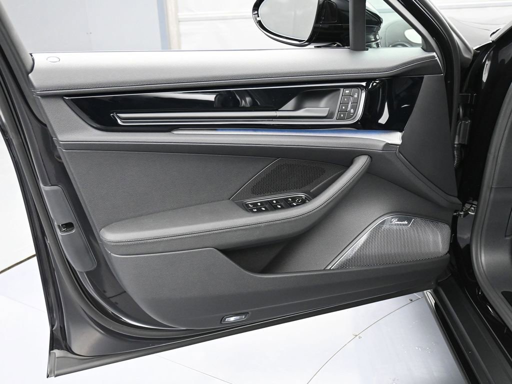 New 2026 Porsche Panamera 4 image 15
