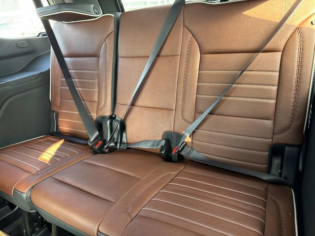 Used 2024 GMC Yukon Denali Ultimate image 17