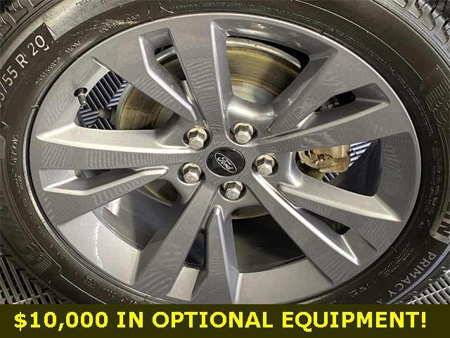 Used 2022 Ford Explorer XLT w/ Equipment Group 202A image 34