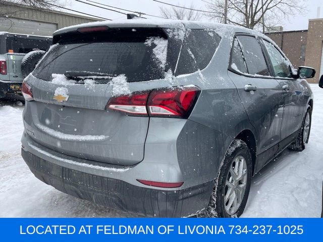 Certified 2024 Chevrolet Equinox LS w/ LS Convenience Package image 3