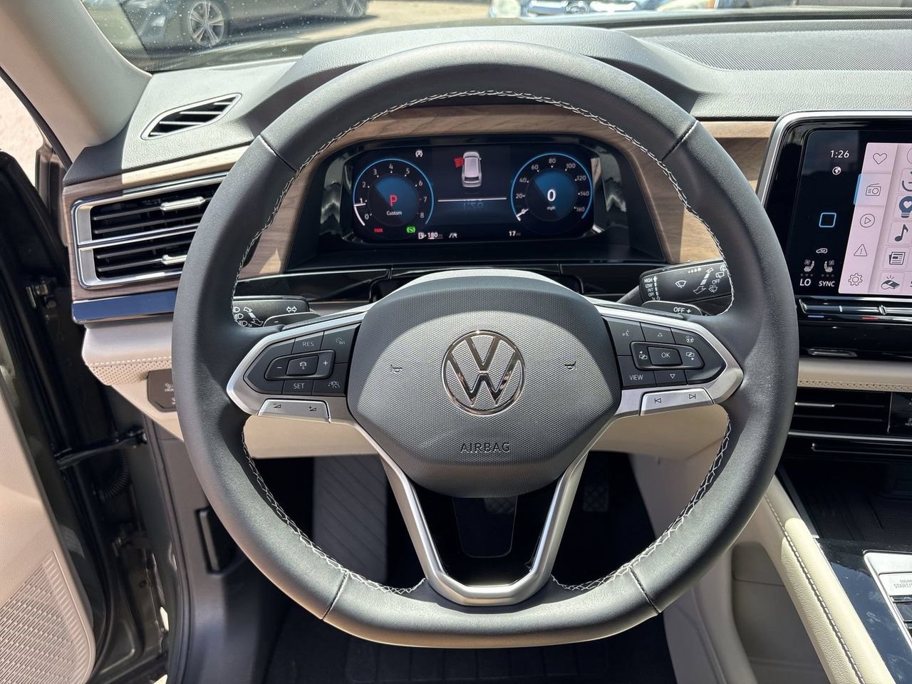 New 2026 Volkswagen Atlas SE FWD image 18