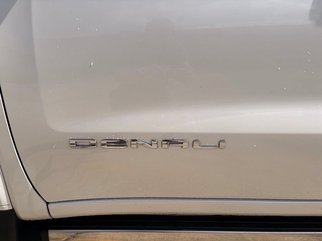 Used 2025 GMC Sierra 1500 Denali w/ Denali Reserve Package AWD/4WD image 25