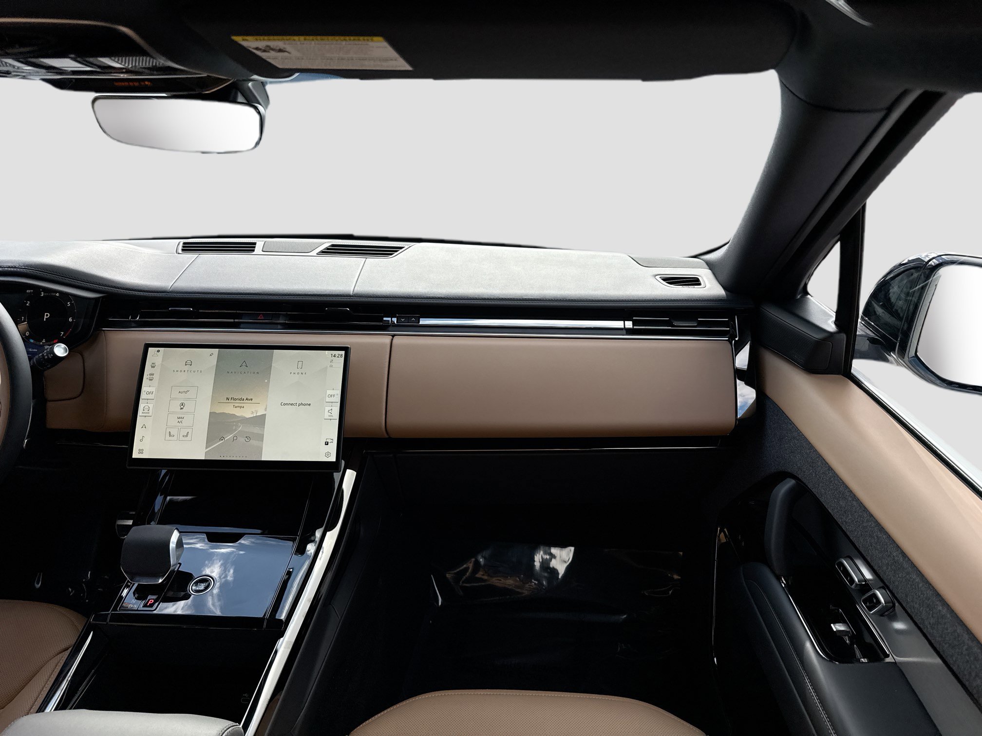 New 2026 Land Rover Range Rover Sport Dynamic SE image 18