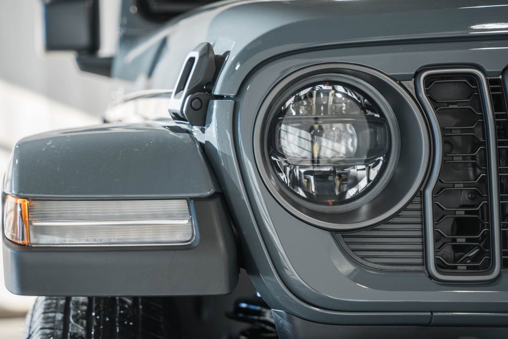 New 2026 Jeep Gladiator Sport image 11