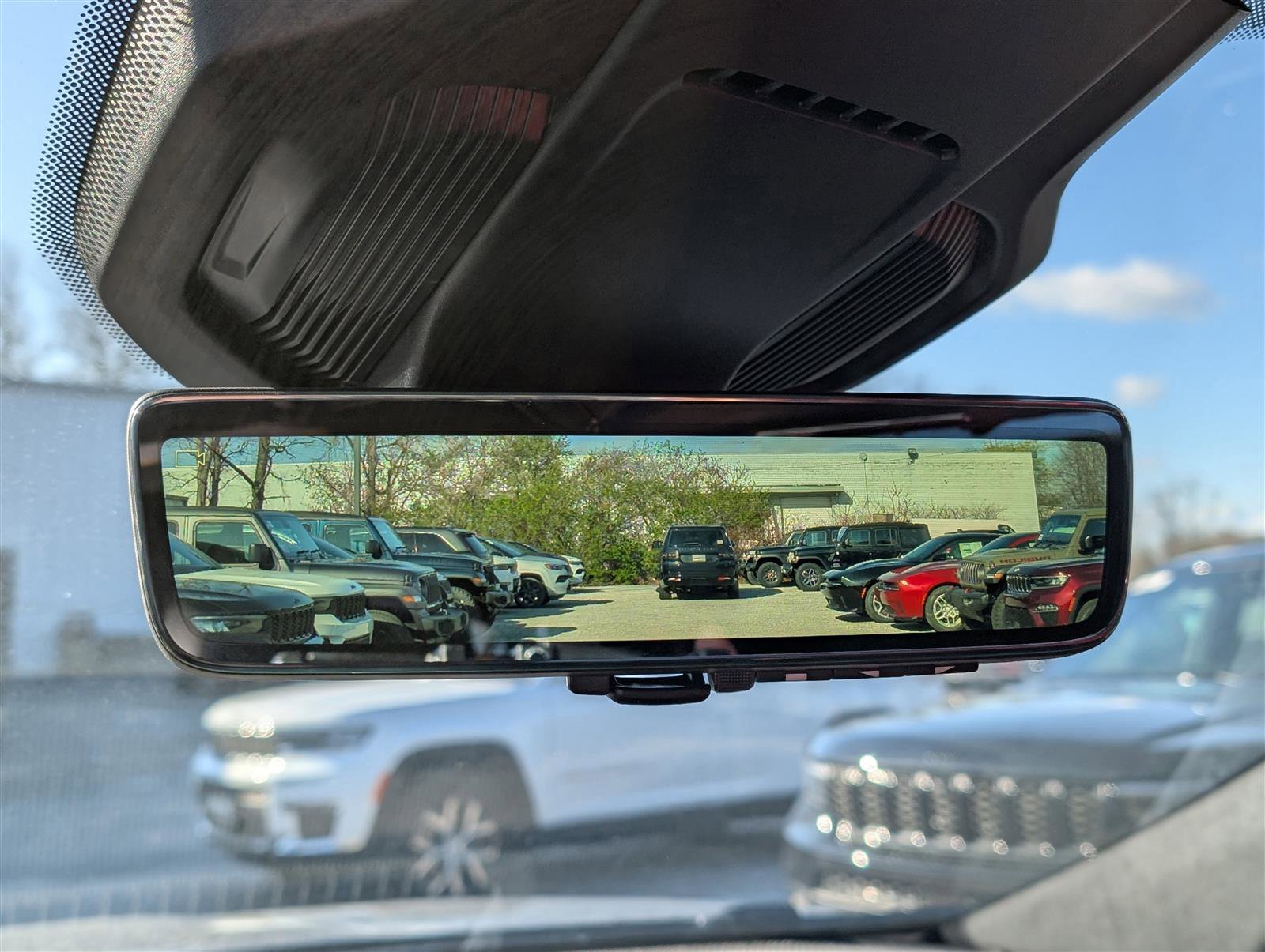 New 2025 Jeep Wagoneer S Launch Edition image 24