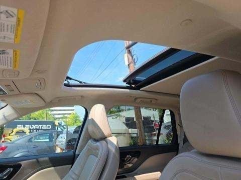 Used 2023 Lincoln Aviator Reserve w/ Equipment Group 201A AWD/4WD image 14