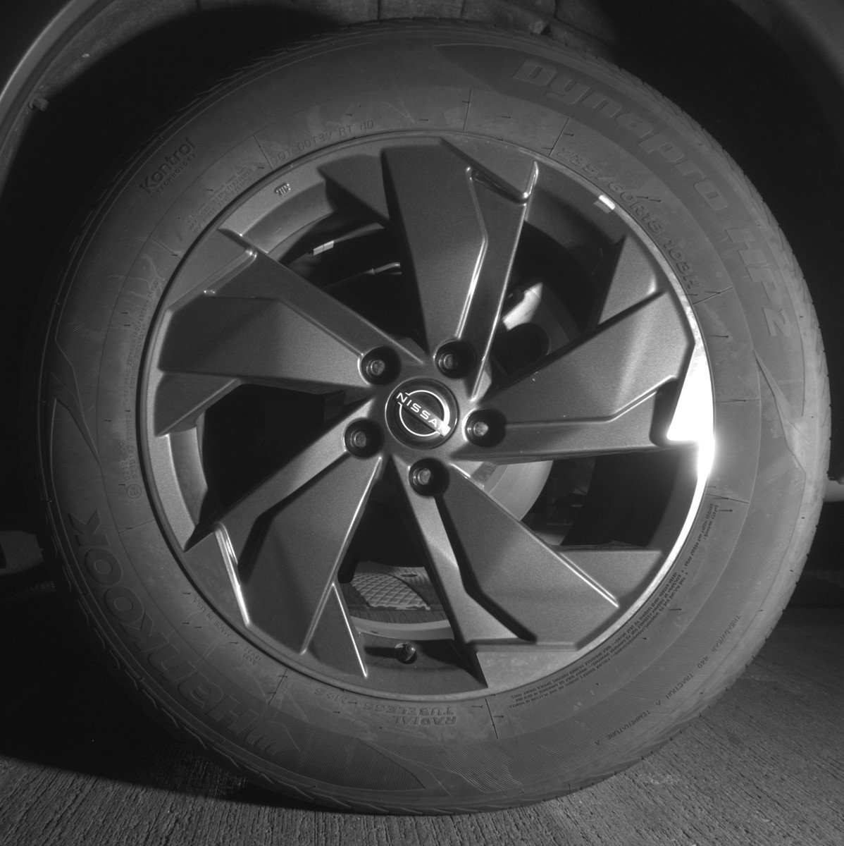 Used 2025 Nissan Rogue SV FWD image 14