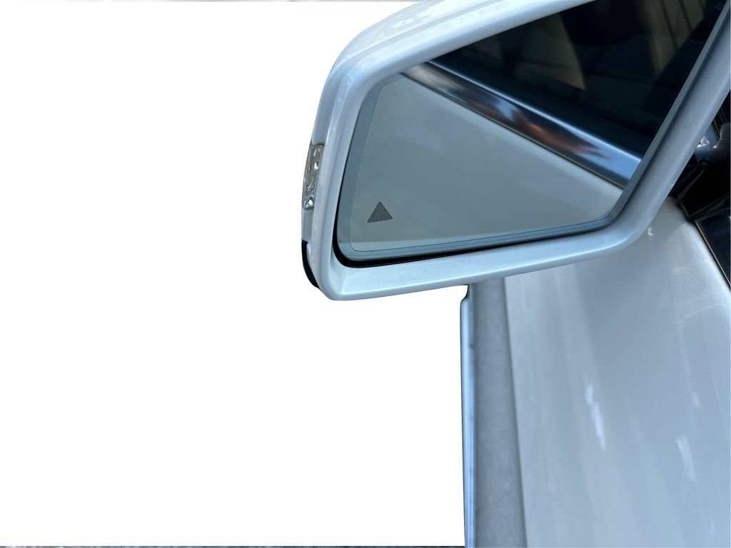 Used 2013 Mercedes-Benz E 350 Sedan image 36