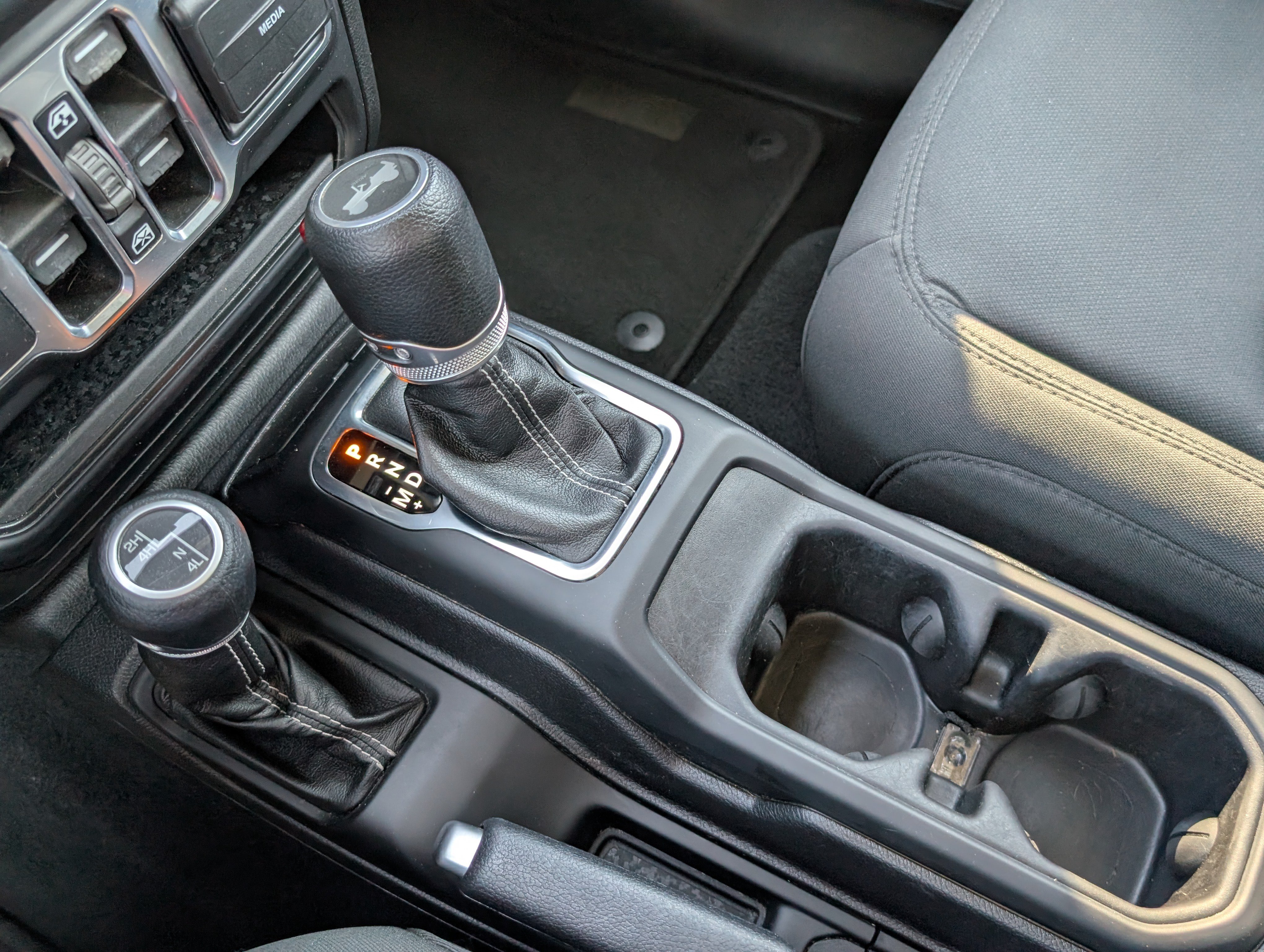 Used 2021 Jeep Wrangler Unlimited Sahara AWD/4WD image 20