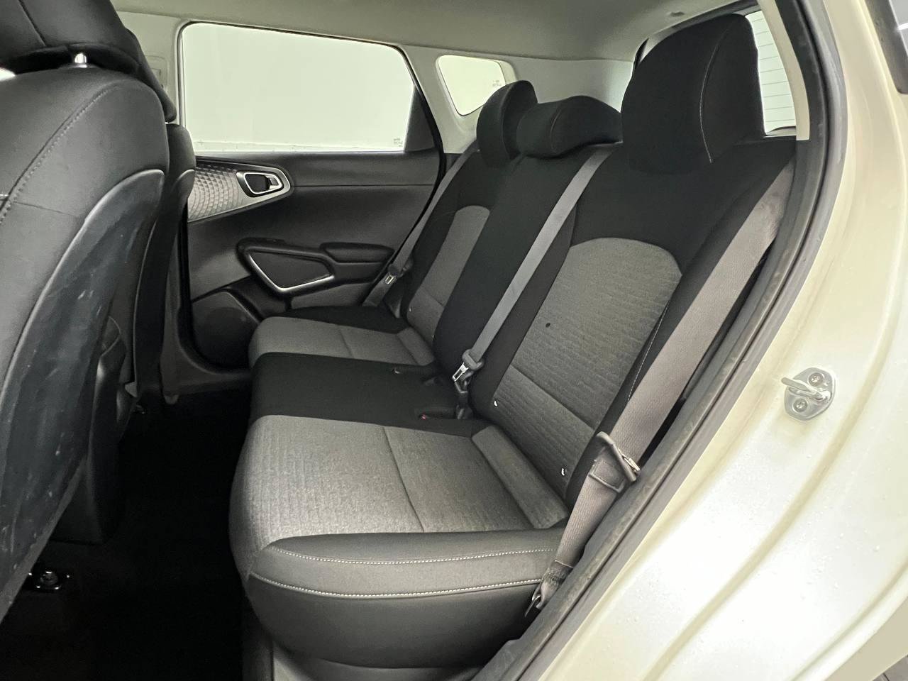 Used 2020 Kia Soul S FWD image 10