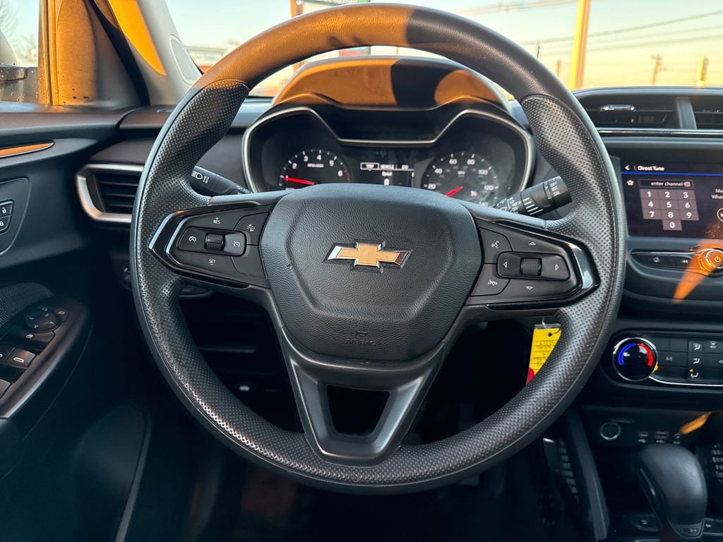Used 2023 Chevrolet TrailBlazer LS image 15